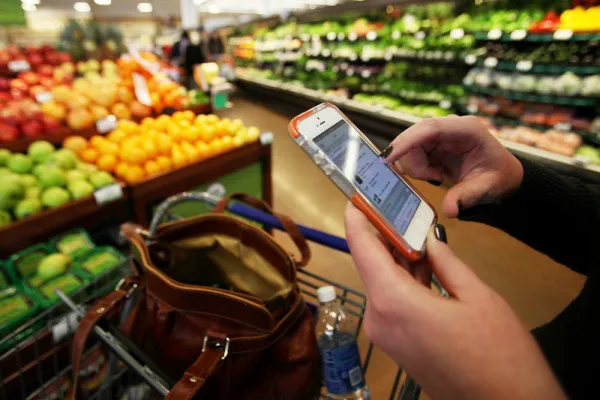Shopping with StockNSpoon